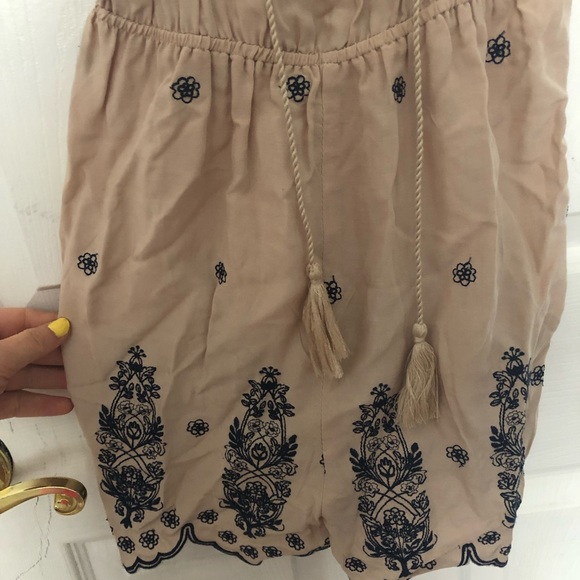 Off the shoulder Romper - Picture 4 of 6